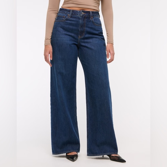 Abercrombie | Wide Leg Jean - Picture 6 of 10